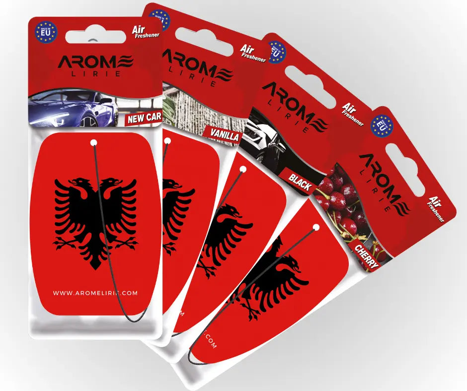 Albanien Duftbaum Set – Auto-Lufterfrischer mit albanischem Flaggenmotiv von Arome Lirie